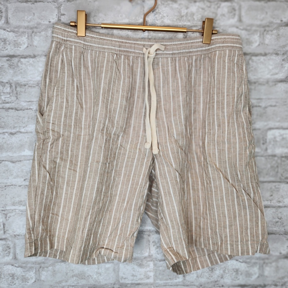 Banana Republic Deck Short Tan White Stripe Coastal Preppy Size M
